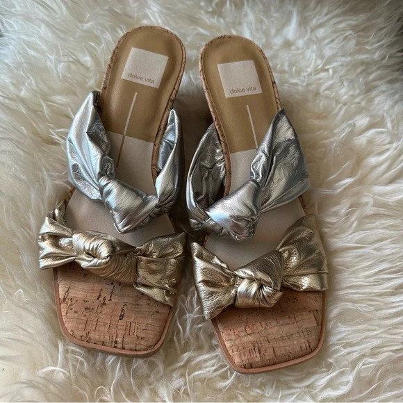 NWOB Dolce Vita Wedges - Picture 1 of 6